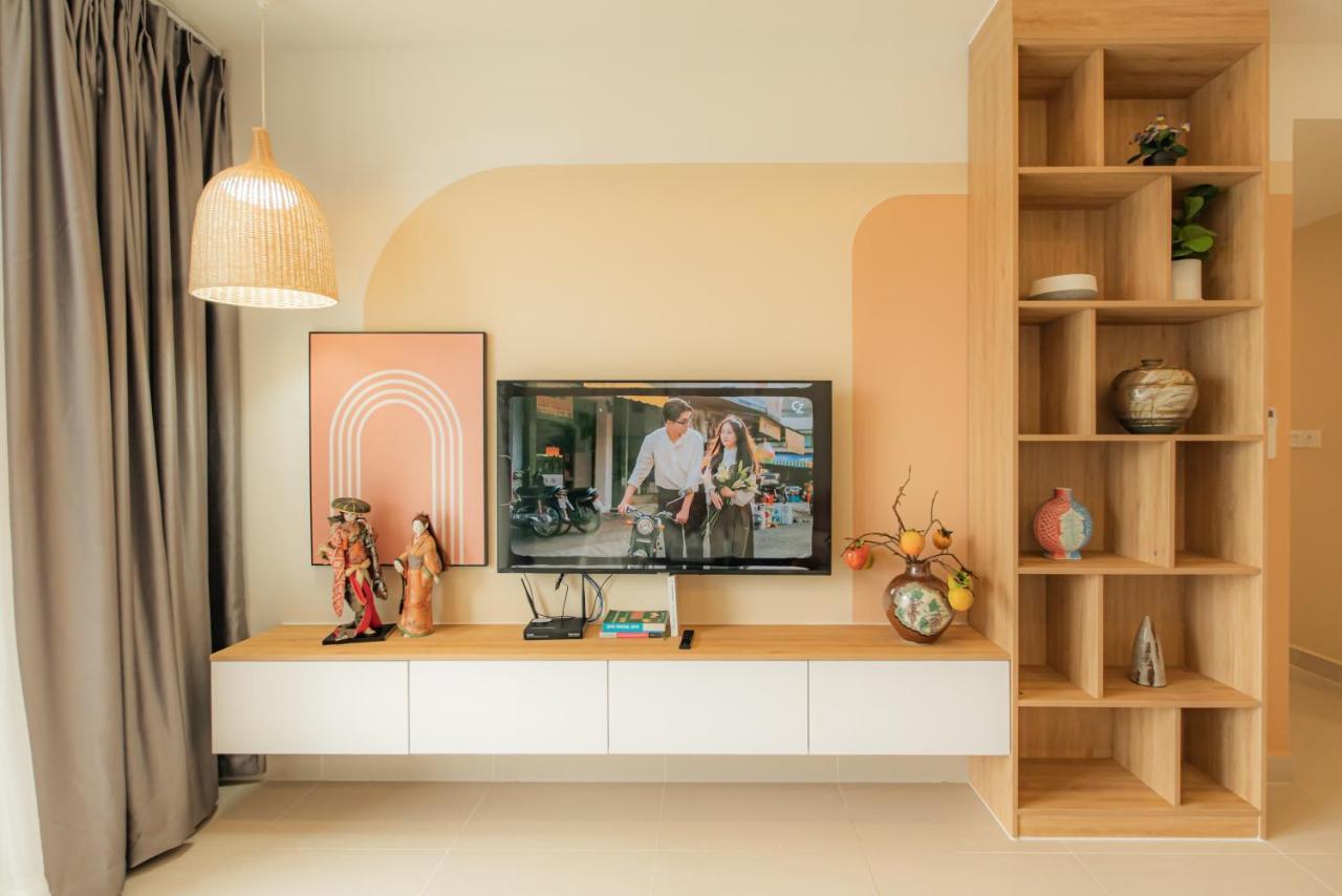 9Trip Stay In Soho Residence - 3 Bedrooms Apartment In District 1, Next To Bui Vien Walking Street - Free Saigon Nightlife Walking Tour Хошимін Екстер'єр фото