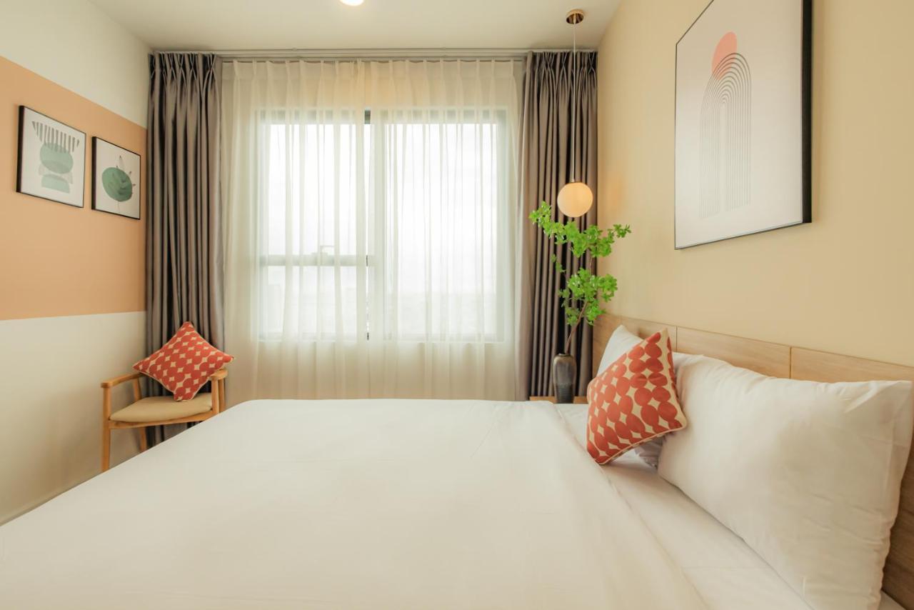 9Trip Stay In Soho Residence - 3 Bedrooms Apartment In District 1, Next To Bui Vien Walking Street - Free Saigon Nightlife Walking Tour Хошимін Екстер'єр фото