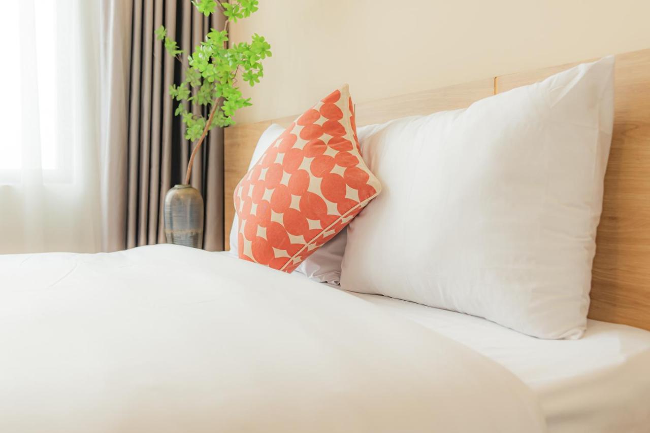 9Trip Stay In Soho Residence - 3 Bedrooms Apartment In District 1, Next To Bui Vien Walking Street - Free Saigon Nightlife Walking Tour Хошимін Екстер'єр фото