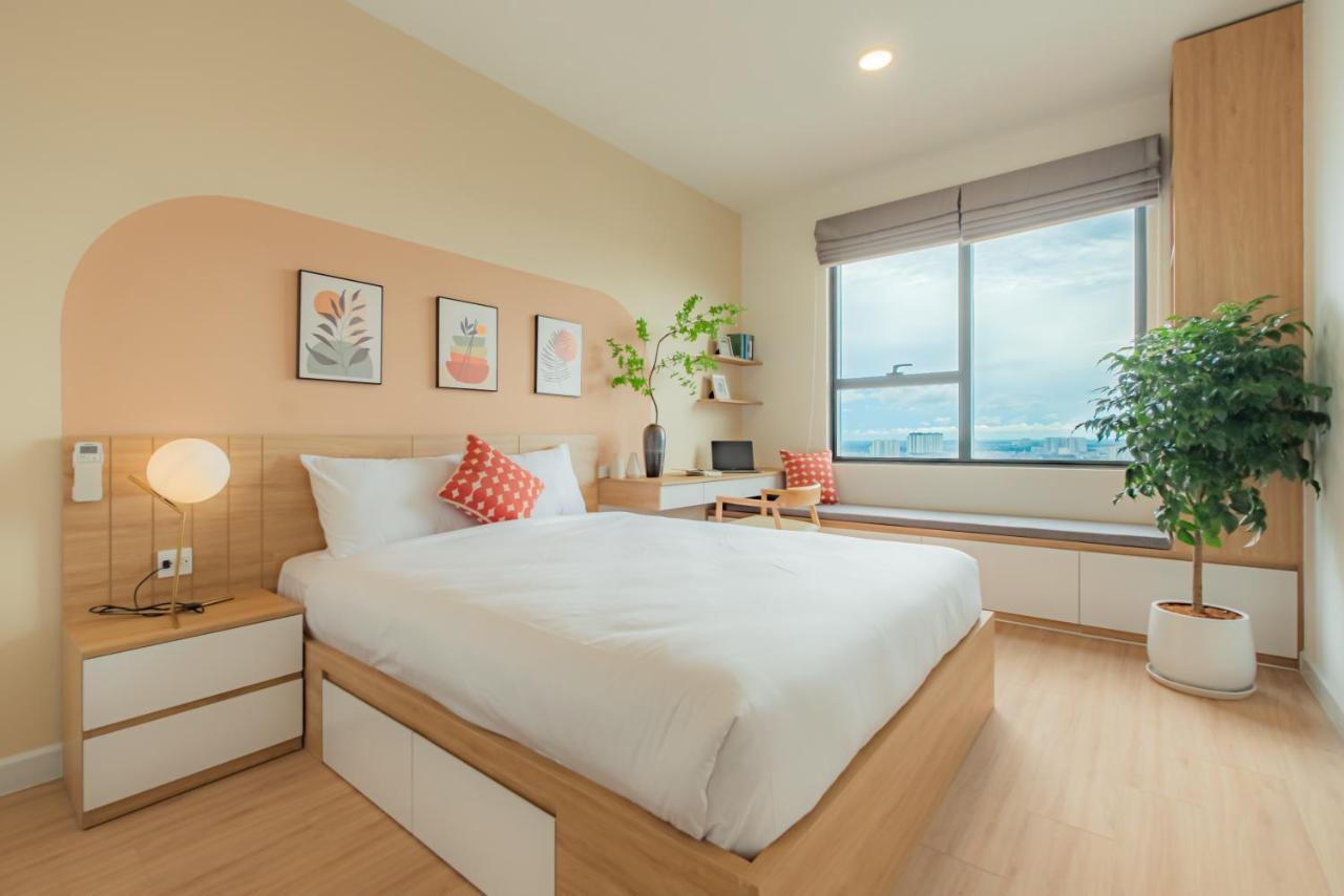 9Trip Stay In Soho Residence - 3 Bedrooms Apartment In District 1, Next To Bui Vien Walking Street - Free Saigon Nightlife Walking Tour Хошимін Екстер'єр фото