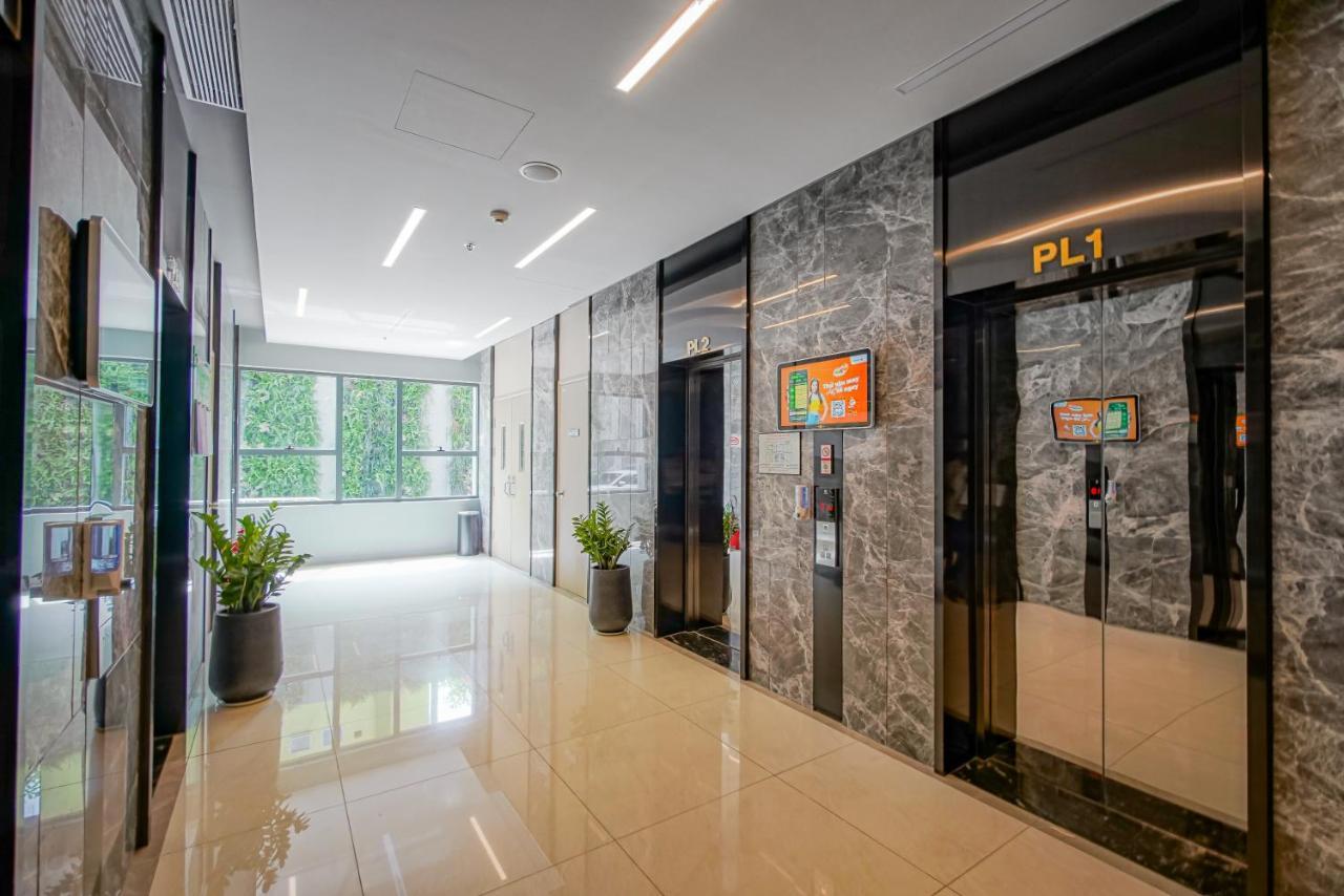 9Trip Stay In Soho Residence - 3 Bedrooms Apartment In District 1, Next To Bui Vien Walking Street - Free Saigon Nightlife Walking Tour Хошимін Екстер'єр фото