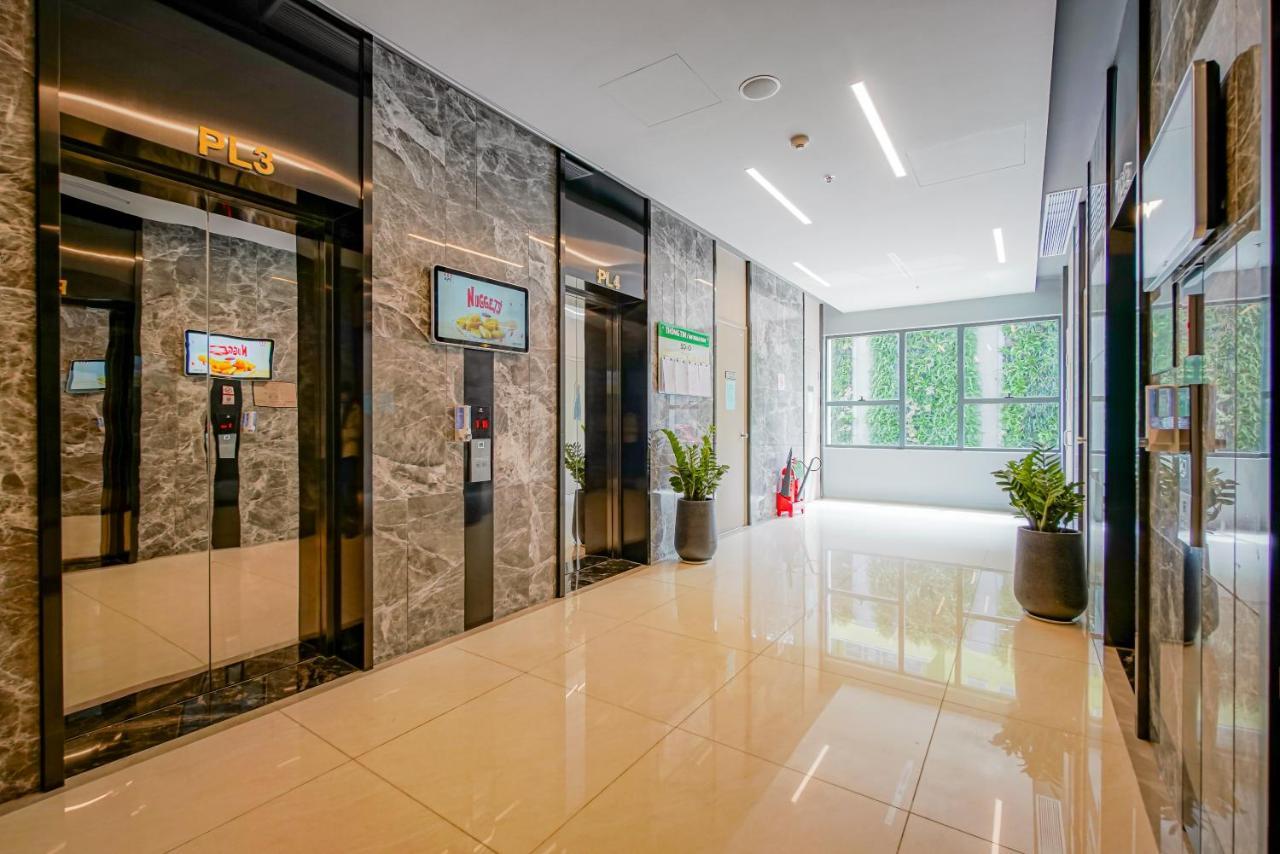 9Trip Stay In Soho Residence - 3 Bedrooms Apartment In District 1, Next To Bui Vien Walking Street - Free Saigon Nightlife Walking Tour Хошимін Екстер'єр фото