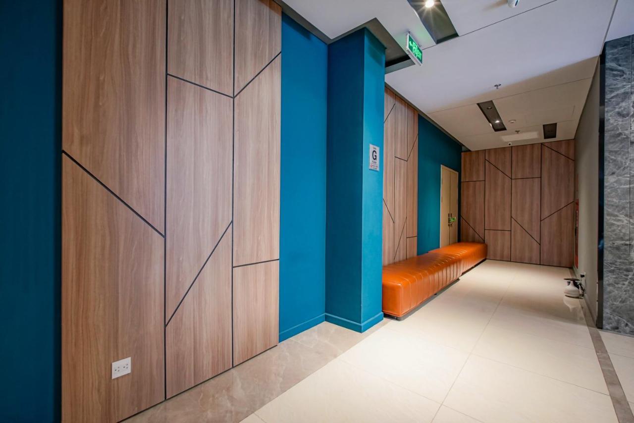 9Trip Stay In Soho Residence - 3 Bedrooms Apartment In District 1, Next To Bui Vien Walking Street - Free Saigon Nightlife Walking Tour Хошимін Екстер'єр фото