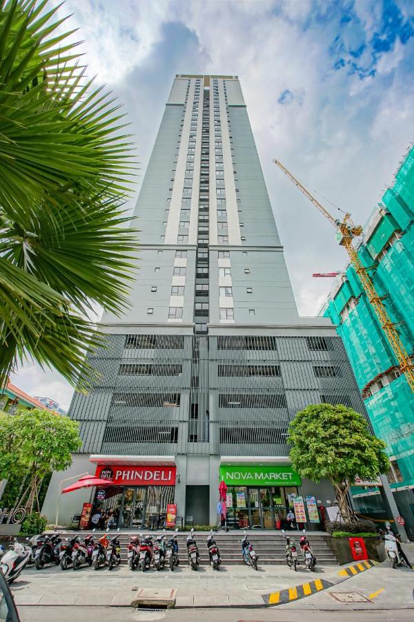 9Trip Stay In Soho Residence - 3 Bedrooms Apartment In District 1, Next To Bui Vien Walking Street - Free Saigon Nightlife Walking Tour Хошимін Екстер'єр фото